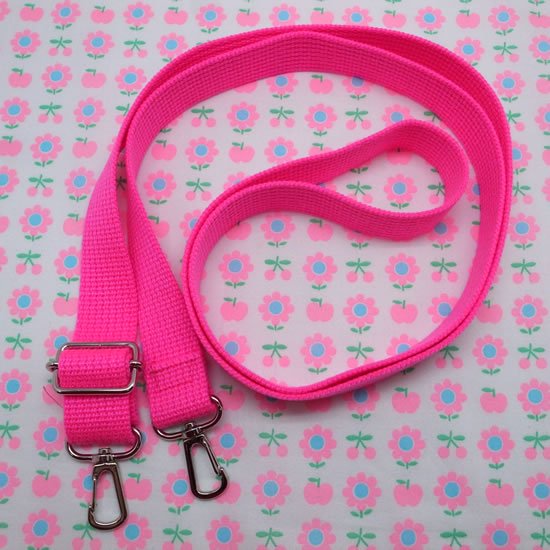 おすすめ手芸用品 8308 ショルダーテープ 蛍光ピンク - ピンクス