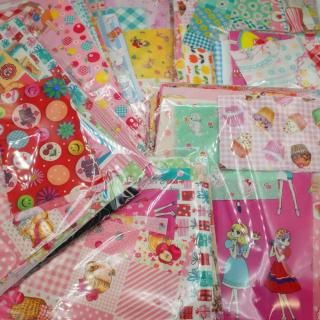 <img class='new_mark_img1' src='https://img.shop-pro.jp/img/new/icons33.gif' style='border:none;display:inline;margin:0px;padding:0px;width:auto;' /> 「セレクト生地アウトレットハギレ200g」 (お1人様1セット限り)
