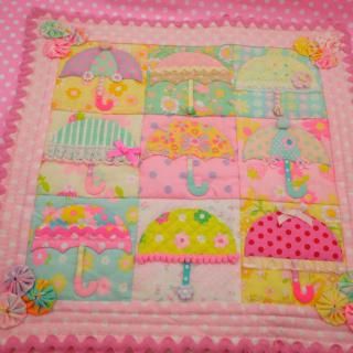 <img class='new_mark_img1' src='https://img.shop-pro.jp/img/new/icons33.gif' style='border:none;display:inline;margin:0px;padding:0px;width:auto;' />パッチワークキット展示サンプル品 パラソルタペ OF151196