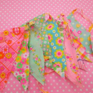 <img class='new_mark_img1' src='https://img.shop-pro.jp/img/new/icons33.gif' style='border:none;display:inline;margin:0px;padding:0px;width:auto;' />パッチワークキット展示サンプル品 フラッグC OF151186