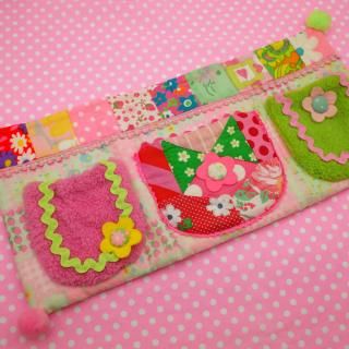 <img class='new_mark_img1' src='https://img.shop-pro.jp/img/new/icons33.gif' style='border:none;display:inline;margin:0px;padding:0px;width:auto;' />パッチワークキット展示サンプル品 ポケットミニタぺ OF151183