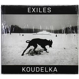 <img class='new_mark_img1' src='https://img.shop-pro.jp/img/new/icons31.gif' style='border:none;display:inline;margin:0px;padding:0px;width:auto;' />Josef Koudelka: Exiles祻աǥ륫˴̿Ԥ