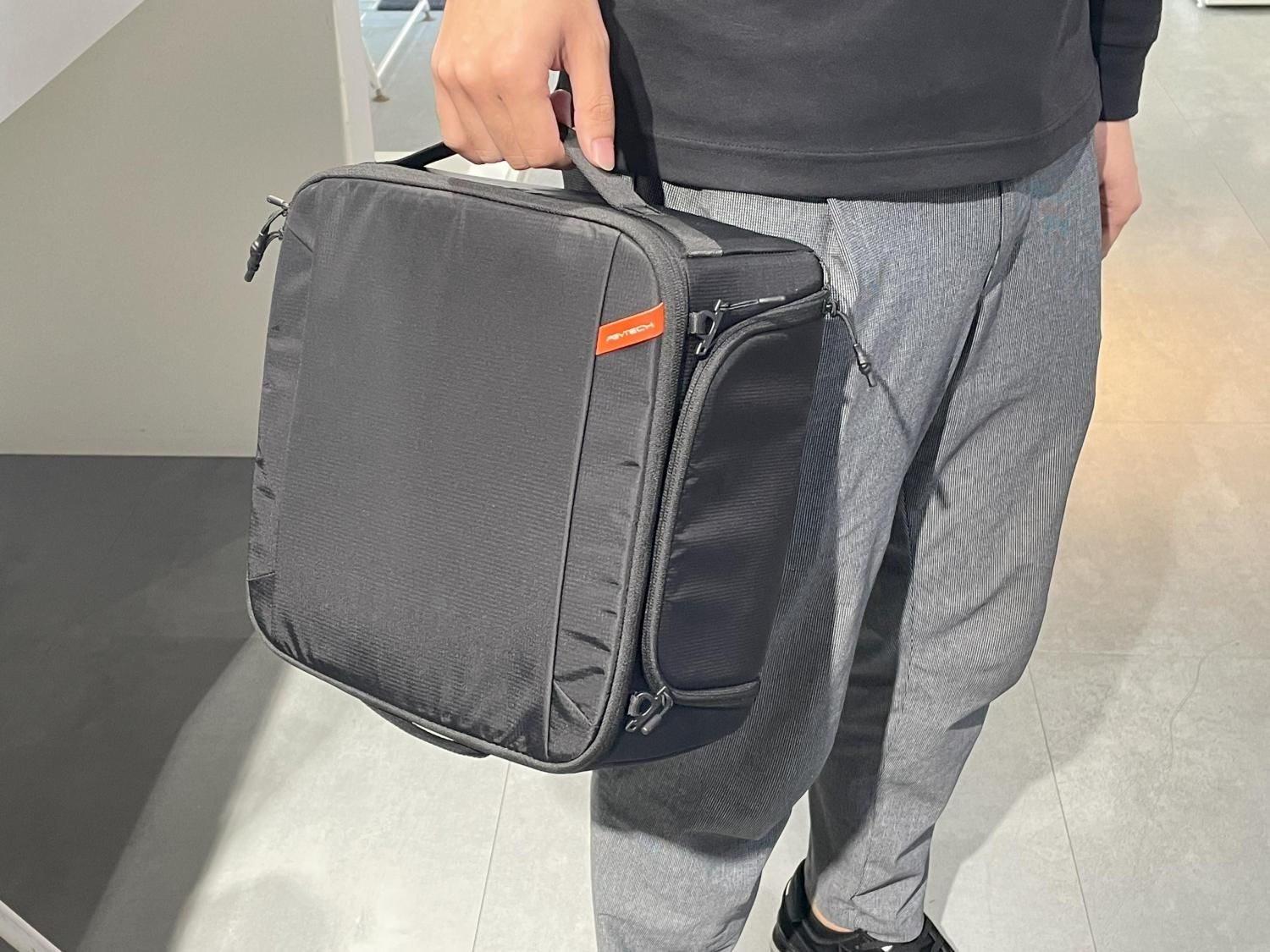 DJI Mavic air fly more combo ドローン（ケース付き） DJI Mavic Air Fly More Combo - Drohne mit 4K Full-HD