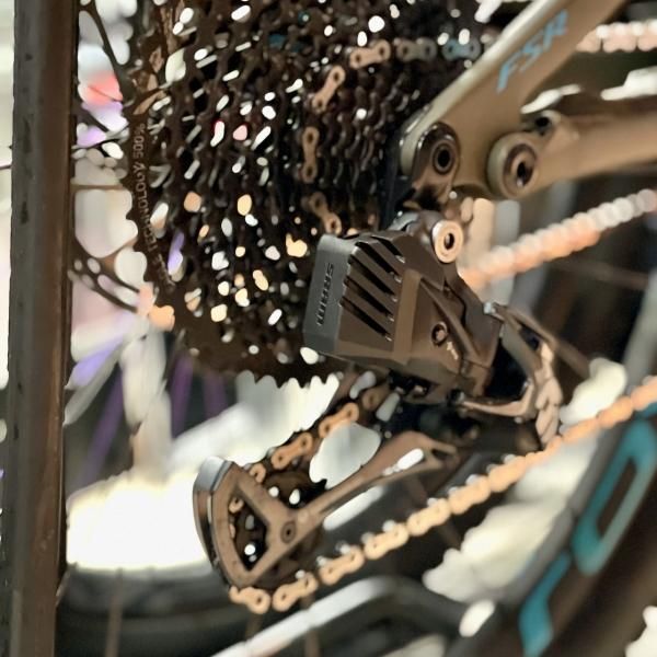 SRAM AXS リアディレーラーバッテリーカバー - 東京都世田谷区の