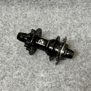 BOX COMPONENTS Three Pro Disc Rear Hub