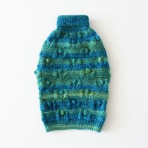 手編みの猫用セーター　ぽこぽこお花（ブルー&グリーン系ミックス）