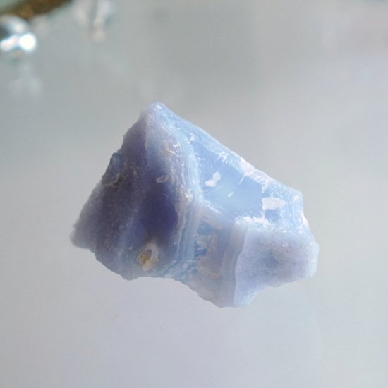 ブルーカルセドニー 原石 - Crystalcolors* パワーストーン、天然石通販、癒しのショップ
