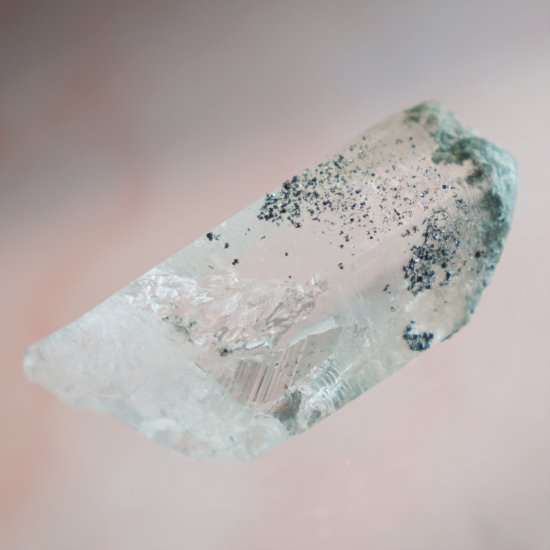 ヒマラヤ産カテドラル水晶（虹入り） - Crystalcolors* パワーストーン、天然石通販、癒しのショップ