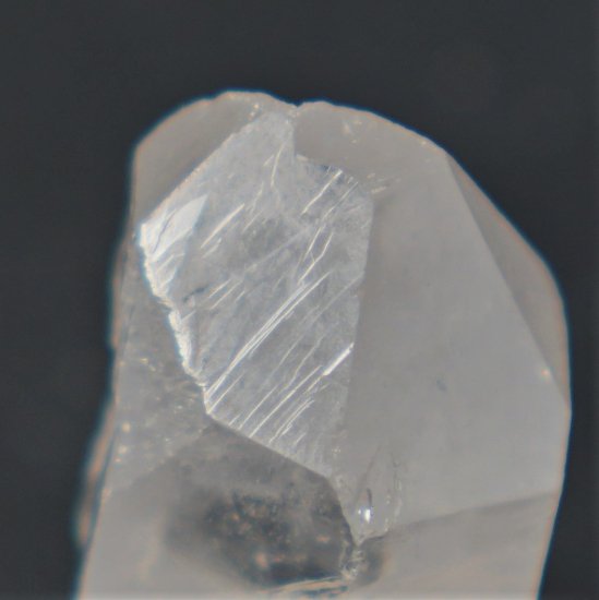 レコードキーパー水晶ポイントC - Crystalcolors* パワーストーン、天然石通販、癒しのショップ