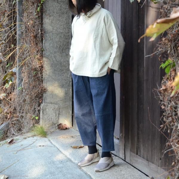 麻混倉敷デニムのバルーンパンツ - 「五感」オンラインショップ