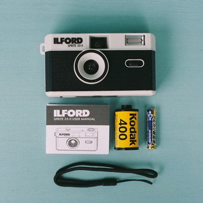 ILFORD フィルムカメラ 新品〈フィルムX-TRA400(24枚撮り)&電池もセット！〉 - ポパイカメラ　オンラインストア