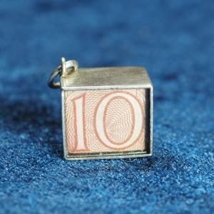 10󥰻ʾΥС㡼