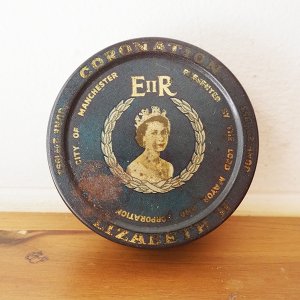 エリザベス女王コロネーションネイビー丸缶