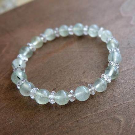 プレナイト　ブレスレット プレナイト（ブラジル産）天然石ブレスレット 内径サイズ約16mm