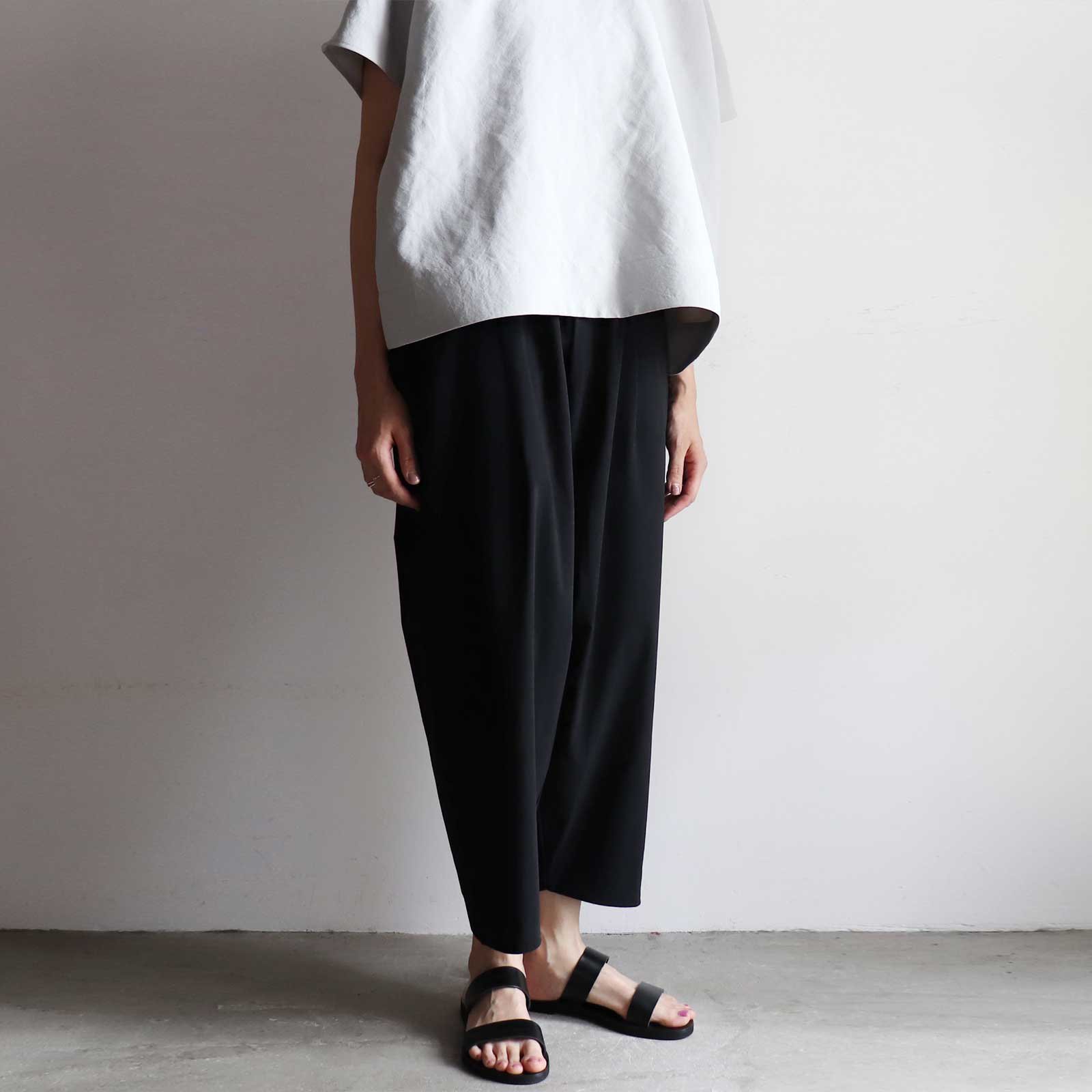 ヒムカシ製図 | easy philtailored darts pants 5.0（4Way strech nylon | black） -  ViVO,VA online market