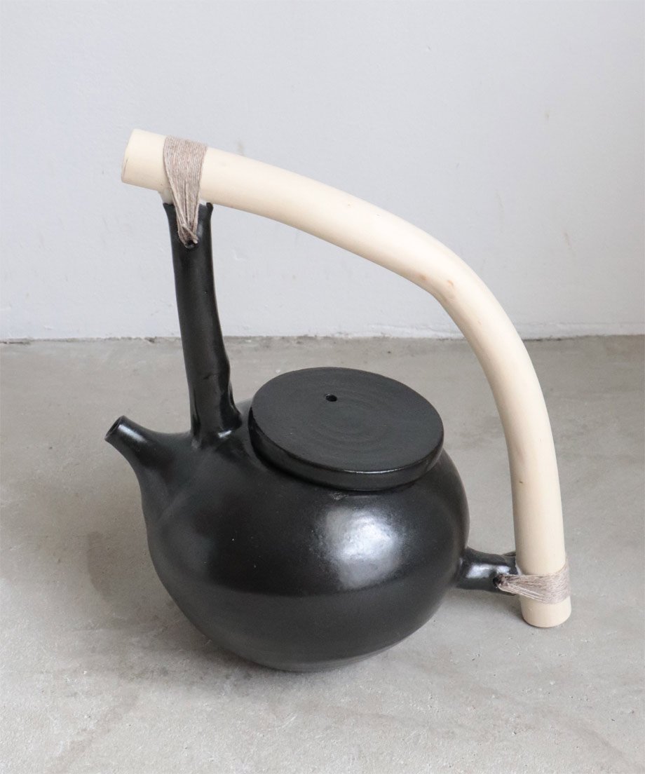 Laima Ceramics<br>tea pot black 700