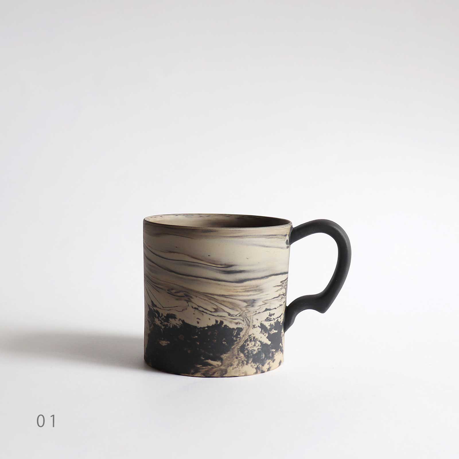 gena kuwan | cup ( white - B )