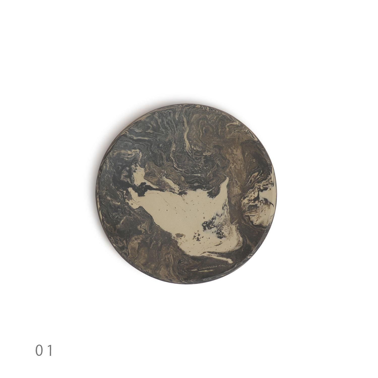 gena kuwan | plate S ( black )
