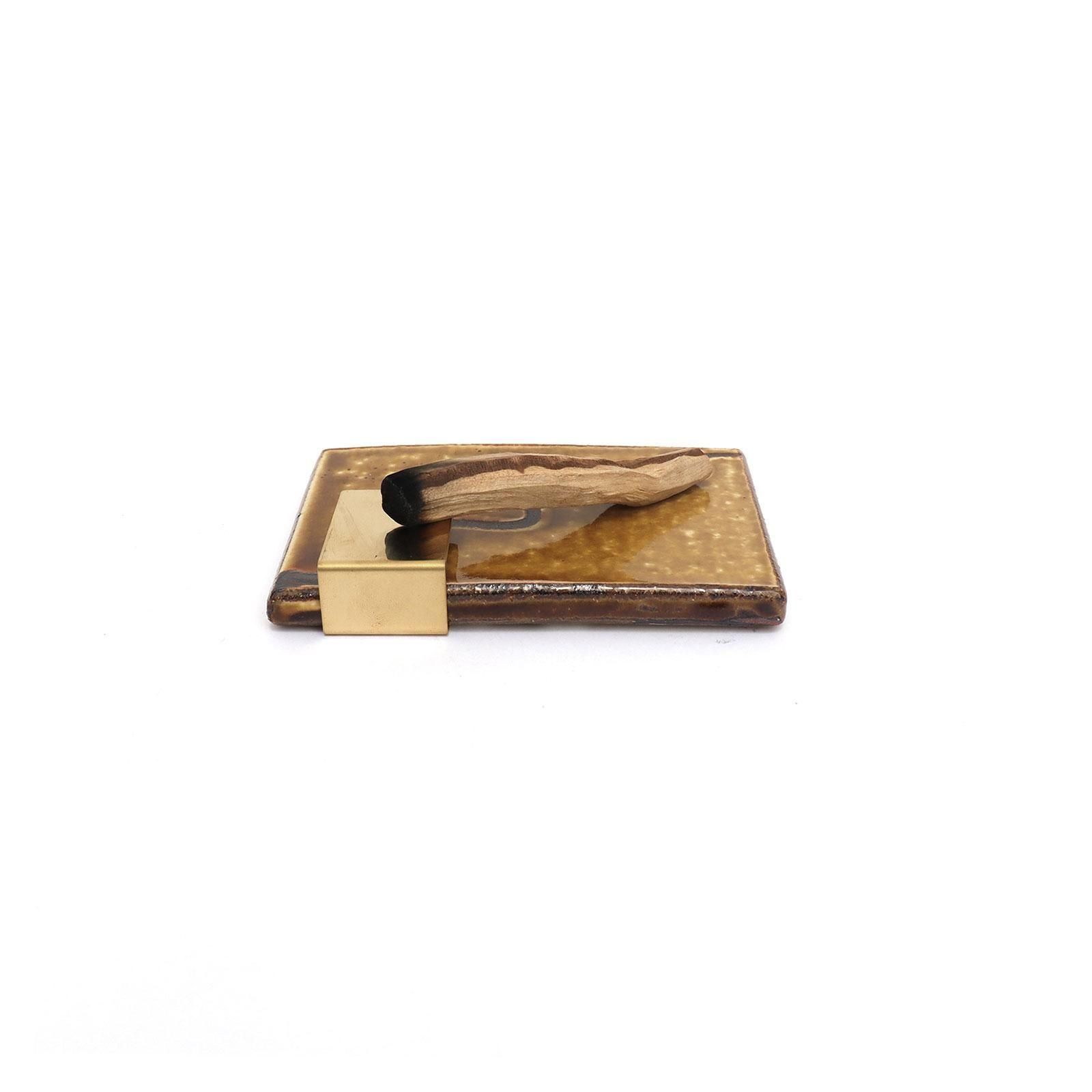 <img class='new_mark_img1' src='https://img.shop-pro.jp/img/new/icons8.gif' style='border:none;display:inline;margin:0px;padding:0px;width:auto;' />WHOLE TREE | PALO SANTO PLATE | դ [B]
