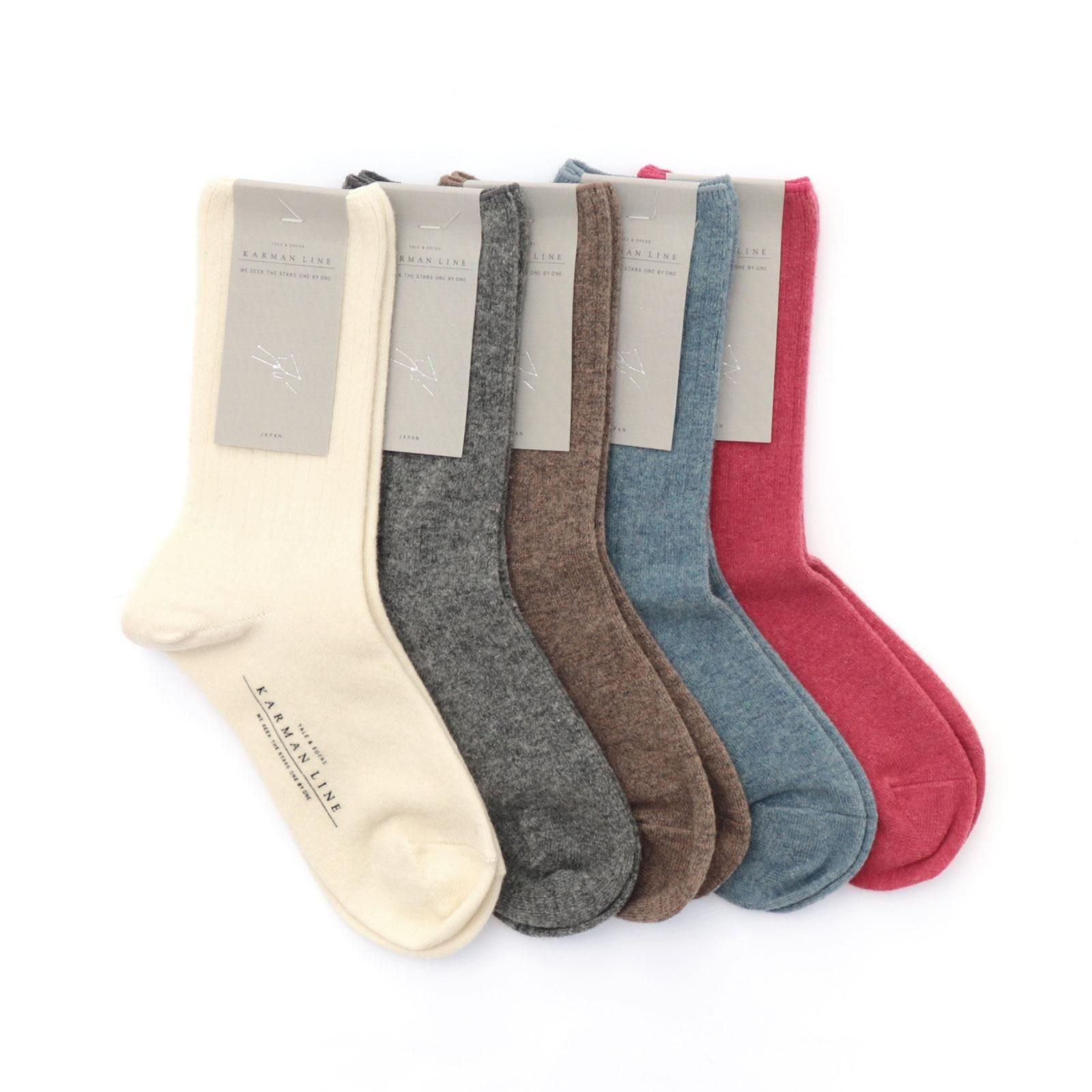 <img class='new_mark_img1' src='https://img.shop-pro.jp/img/new/icons8.gif' style='border:none;display:inline;margin:0px;padding:0px;width:auto;' />KARMAN LINE | TAURUS | WOOL  PLAIN