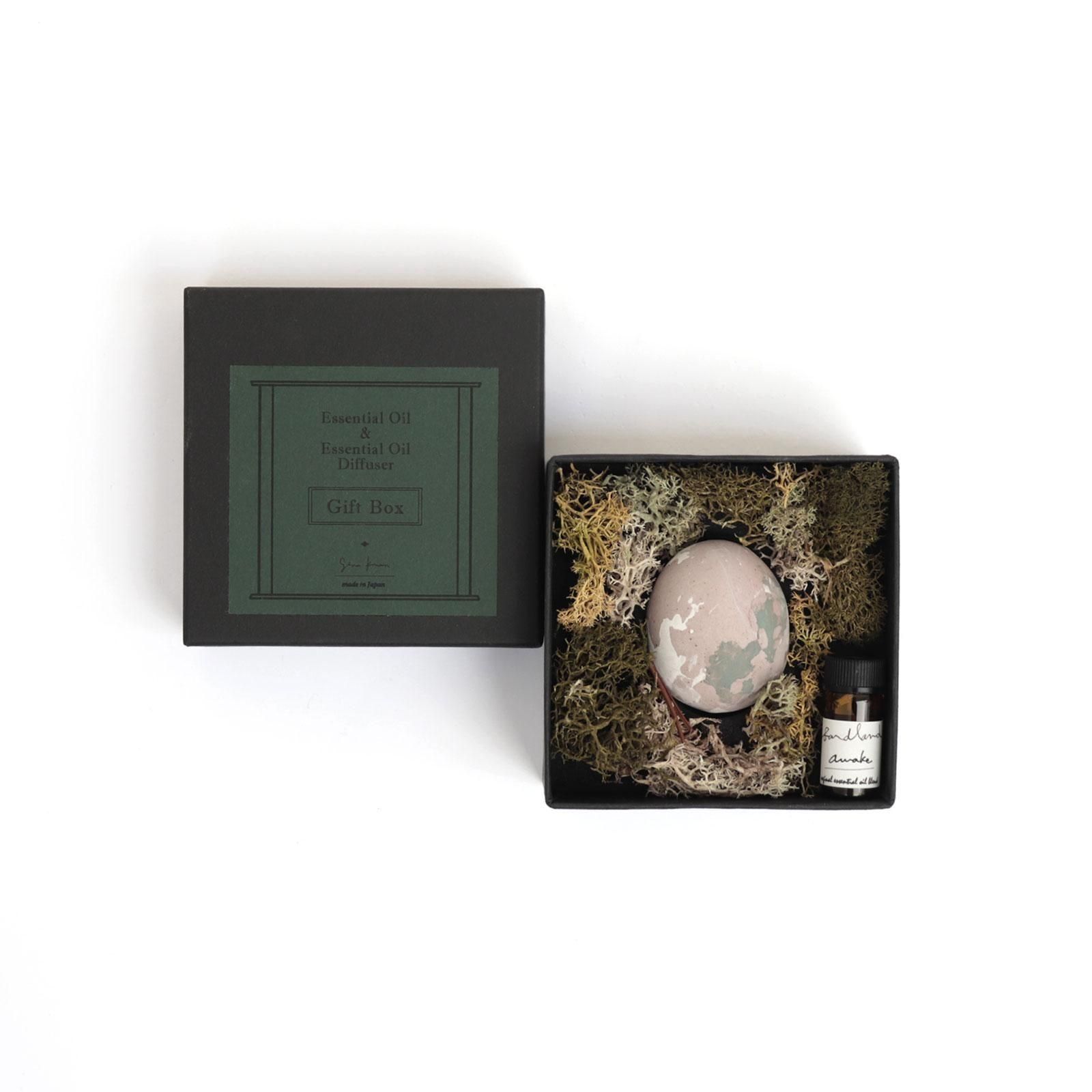 <img class='new_mark_img1' src='https://img.shop-pro.jp/img/new/icons8.gif' style='border:none;display:inline;margin:0px;padding:0px;width:auto;' />gena kuwan | bardland gift boxegg*1_07| essential oil _ awake