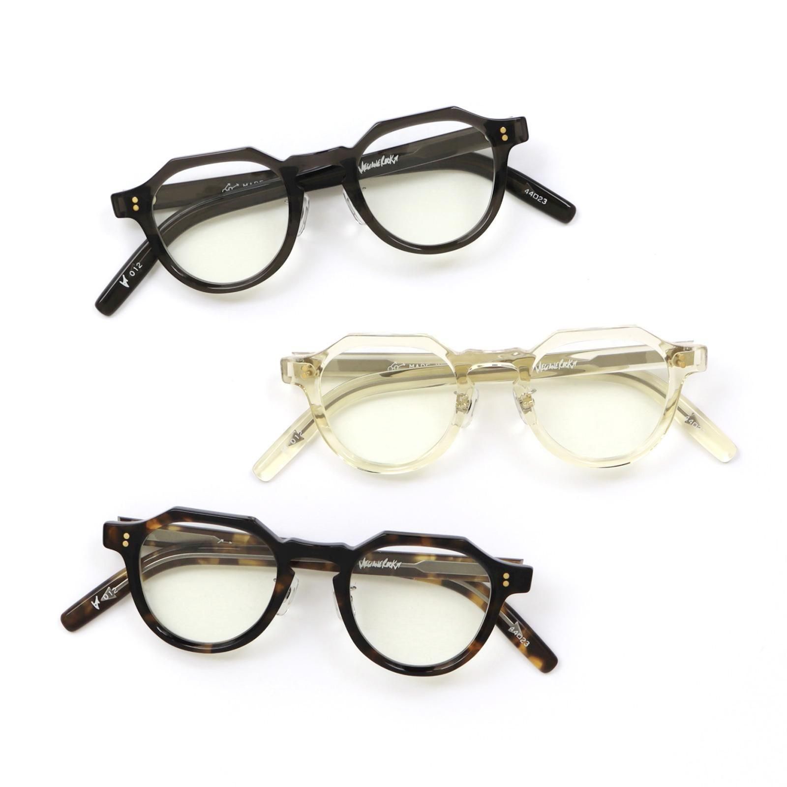 <img class='new_mark_img1' src='https://img.shop-pro.jp/img/new/icons8.gif' style='border:none;display:inline;margin:0px;padding:0px;width:auto;' />MEGANEROCK | vector012