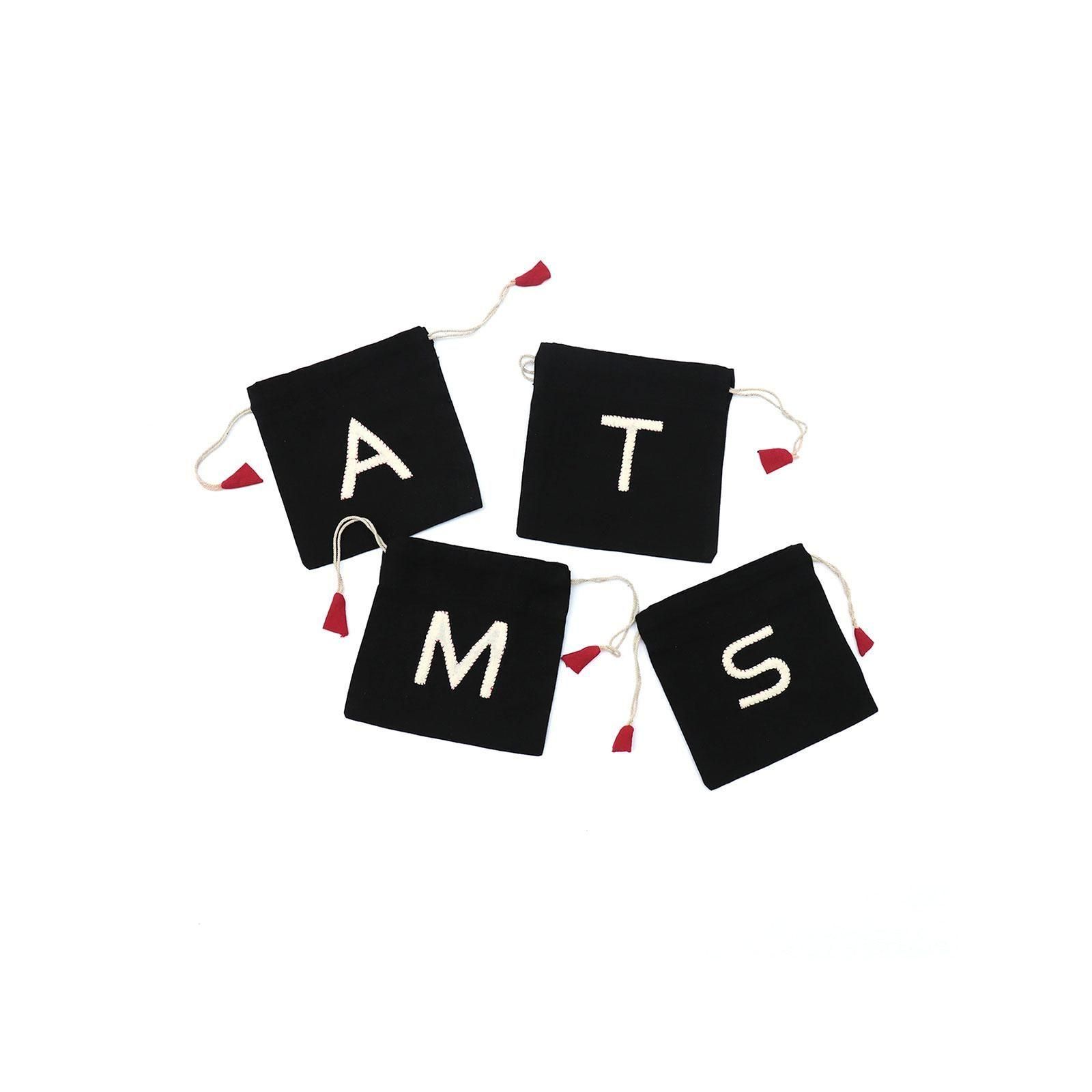 <img class='new_mark_img1' src='https://img.shop-pro.jp/img/new/icons8.gif' style='border:none;display:inline;margin:0px;padding:0px;width:auto;' />Suno & Morrison |  Alphabet Drawstring Bags  (1313)