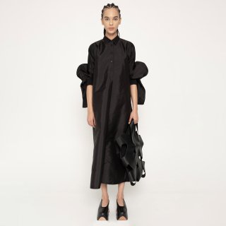 <img class='new_mark_img1' src='https://img.shop-pro.jp/img/new/icons35.gif' style='border:none;display:inline;margin:0px;padding:0px;width:auto;' />MELITTA BAUMEISTER<br>SHIRT DRESS
