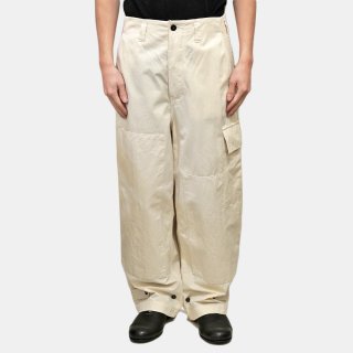 amachi.<br>Double Knee Cargo Pants<img class='new_mark_img2' src='https://img.shop-pro.jp/img/new/icons2.gif' style='border:none;display:inline;margin:0px;padding:0px;width:auto;' />