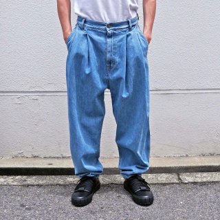 HED MAYNER<br>PLEATED DENIM<img class='new_mark_img2' src='https://img.shop-pro.jp/img/new/icons2.gif' style='border:none;display:inline;margin:0px;padding:0px;width:auto;' />