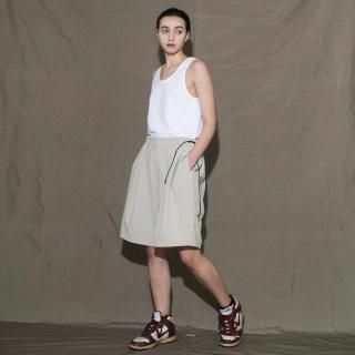 my beautiful landlet<br>ACTIVE CORDUROY WIDE SHORT PANTS