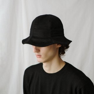 Nine Tailor<br>Cashmere Hat