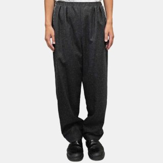 ohta<br>charcoar gray pants<img class='new_mark_img2' src='https://img.shop-pro.jp/img/new/icons16.gif' style='border:none;display:inline;margin:0px;padding:0px;width:auto;' />