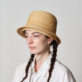 Nine Tailor<br>Plumbago Hat<img class='new_mark_img2' src='https://img.shop-pro.jp/img/new/icons2.gif' style='border:none;display:inline;margin:0px;padding:0px;width:auto;' />