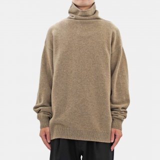 YOKO SAKAMOTO<br>HIGH NECK KNIT