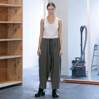 my beautiful landlet<br>VISCOSE WOOL CASHMERE WIDE EASY PANTS<img class='new_mark_img2' src='https://img.shop-pro.jp/img/new/icons16.gif' style='border:none;display:inline;margin:0px;padding:0px;width:auto;' />
