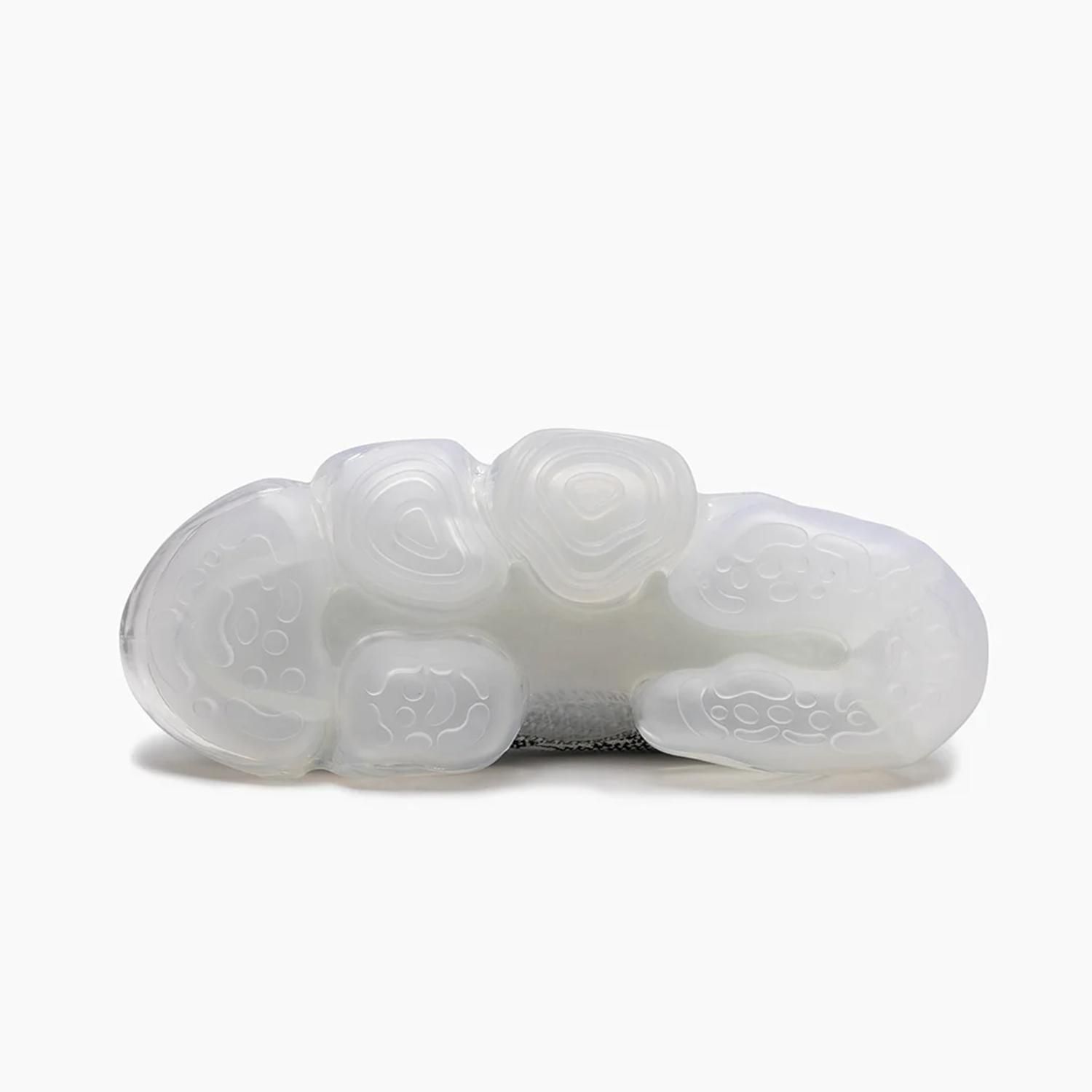 grounds － Wallace ＆ Murron