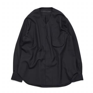 my beautiful landlet<br>MACHINE WASHABLE WOOL V-NECK SHIRT