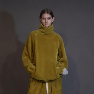 my beautiful landlet<br>CHENILLE KNIT HIGH NECK PULLOVER
