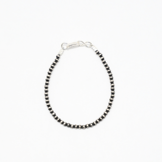 ERICKA NICOLAS BEGAY<br>NAVAJO PEARL BRACELET / 3-18