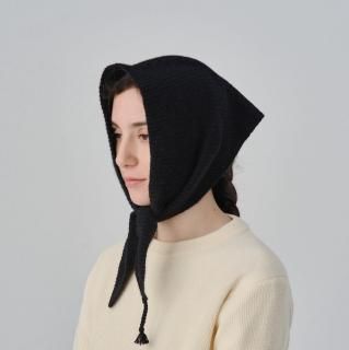 Nine Tailor<br>Cashmere Triangular Stole