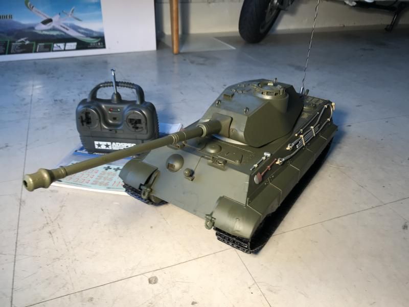 タミヤ 1/16 キングタイガー （ポルシェ砲塔） タミヤ 1/16 キングタイガー （ポルシェ砲塔）