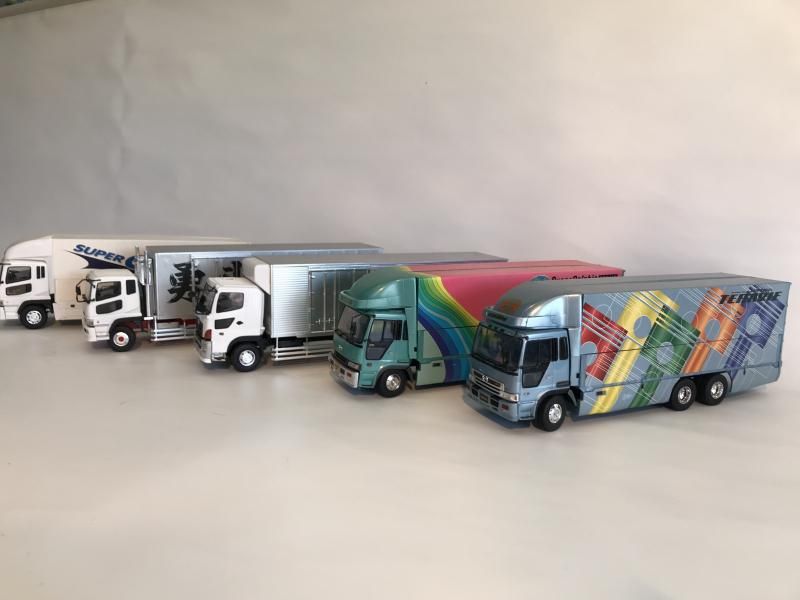 中古 京商プログレス 4WDS 送信機受信機付 中古 京商プログレス 4WDS