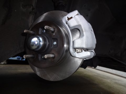 【商品番号242】AE86用フロント大径ブレーキキット262Φ ローターレス/Yaris Vitz front brake cariper fits the adaptor for AE86
