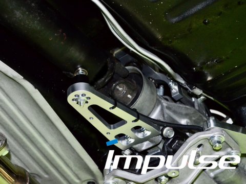 商品番号232spd】6速ミッション搭載用スピードセンサーブラケット / Speed sendor braket for 6speed install  kit - AE86 レストア 5バルブスワップ インパルス ハチロク パーツ通販｜オンラインストア