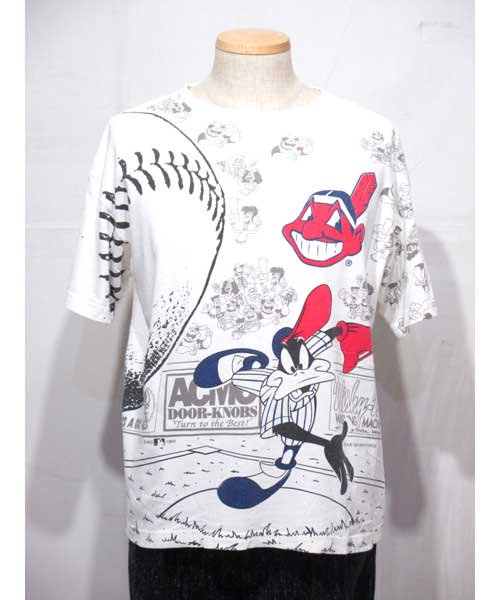 ルーニーテューンズDaffy Duck×CLEVELAND INDIANSプリントTシャツ 90