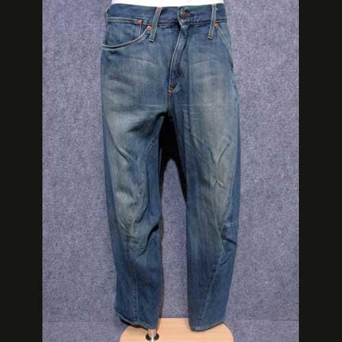 美品 LEVI'S RED リーバイスレッド WARPED COMFORT 28