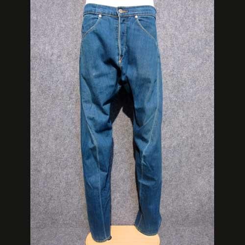 LEVI'S RED 2001SS HONEST DISHONEST