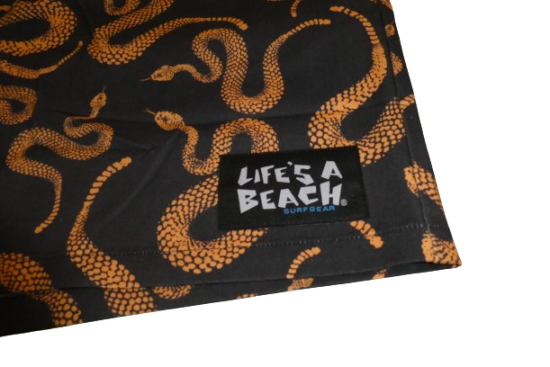 LIFE'S A BEACH ライフズアビーチ SNAKE SHORTS スネーク 総柄 LIFE'S A BEACH ライフズアビーチ SNAKE SHORTS スネーク 総柄