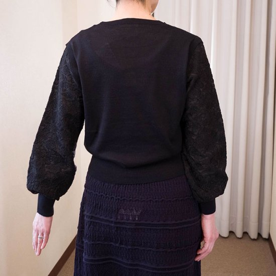 ANTIPAST（アンティパスト）Embroidery Wool Knit Pull Over